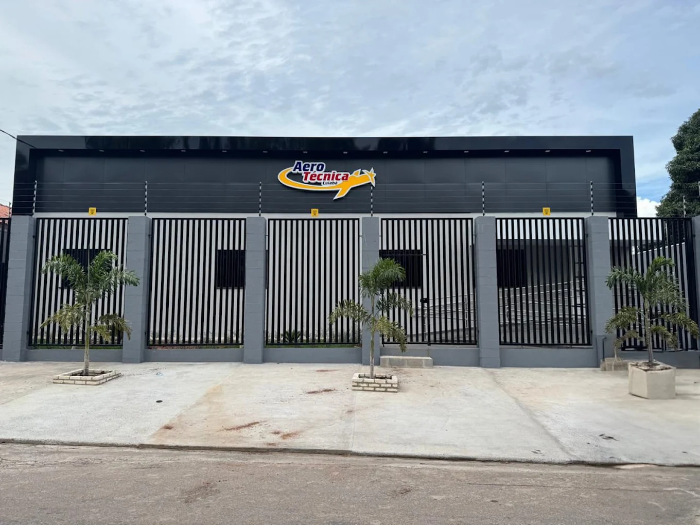 Fachada da Aerotécnica Cuiabá em Várzea Grande